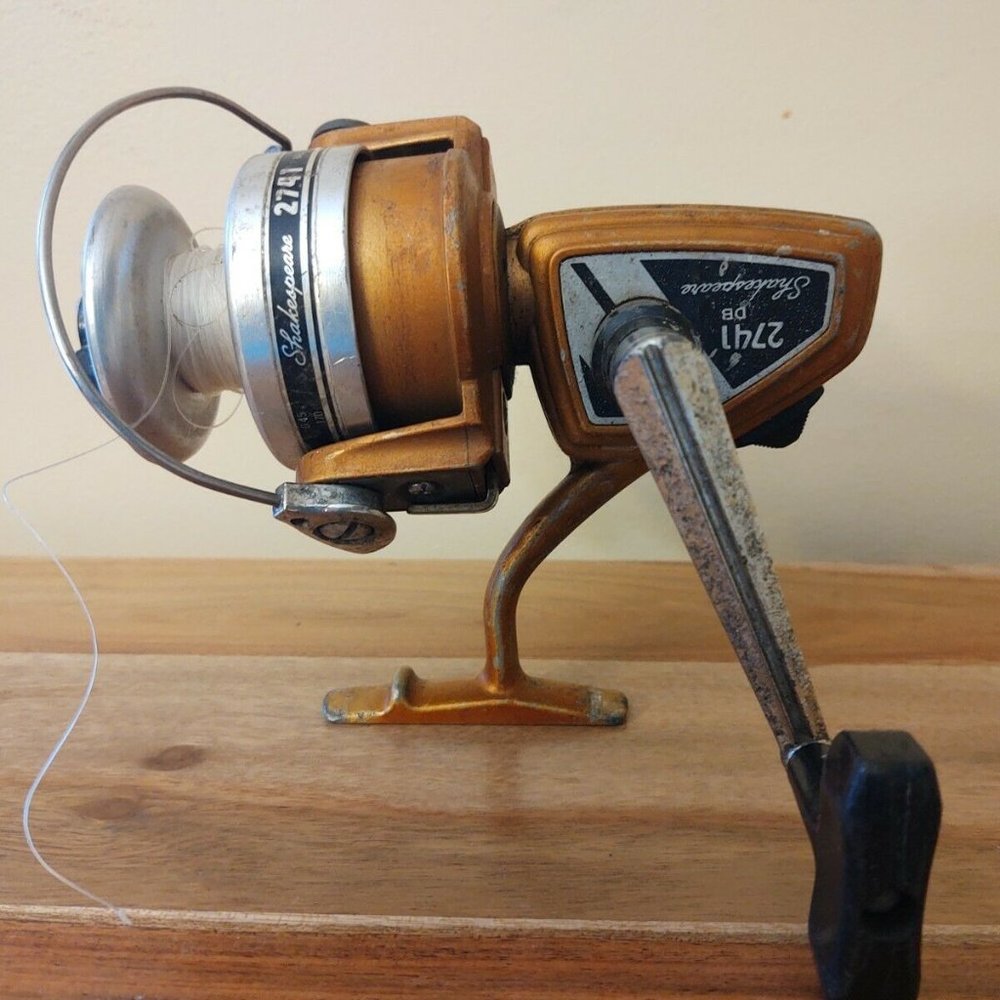 Vintage Shakespear 2741 DB Ball Bearing Auto Manual Fishing Reel